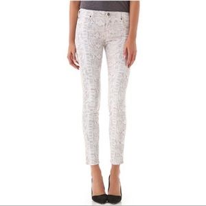 7 For All Mankind White Embossed Reptile Skinny Jeans 24